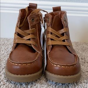 Brown zip up boots for toddler